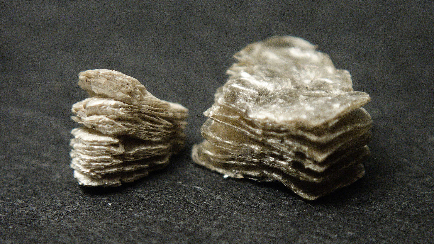 Nahaufnahme der Schichten des Vermiculits